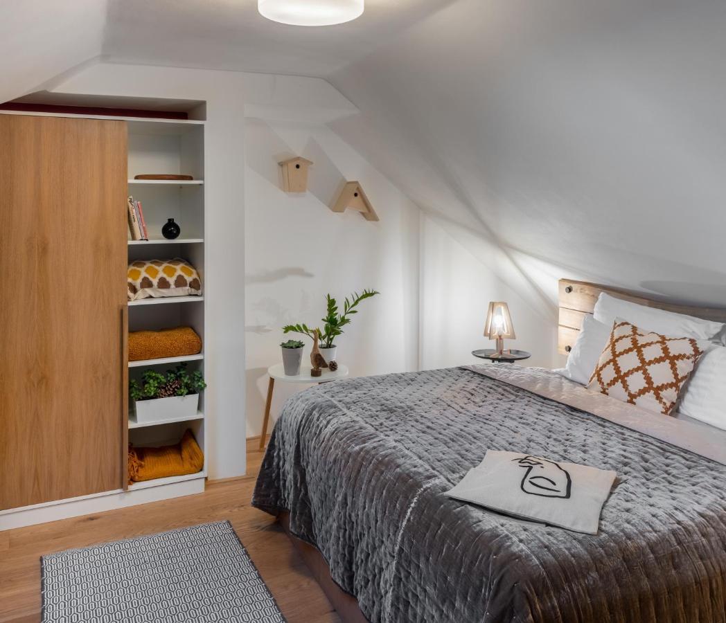 Appartement 4 Trees By Adrez Praag